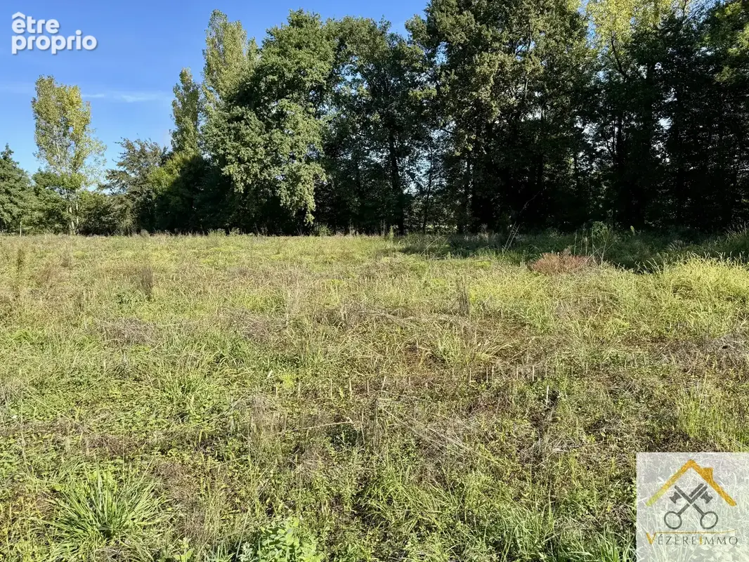 Terrain avec 2 lots à bâtir 4600 m2 - photo 6