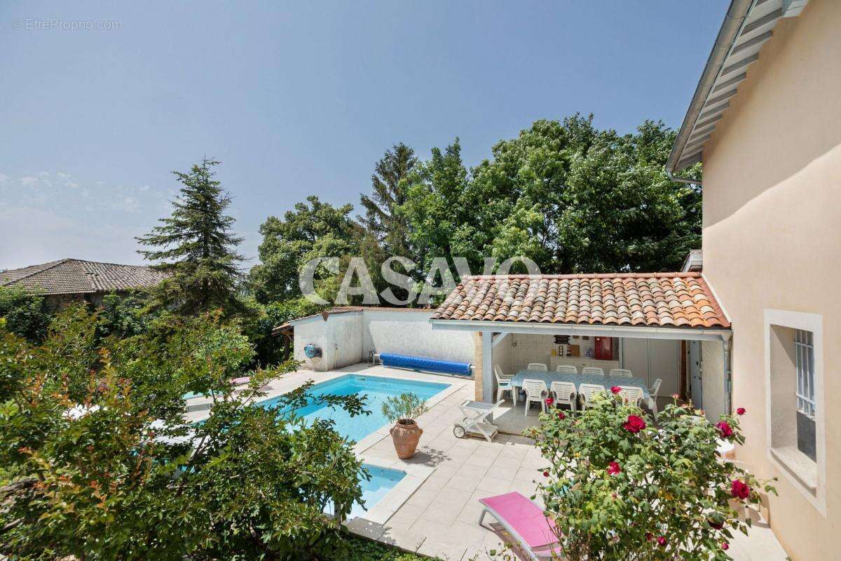 Maison à REVEL-TOURDAN