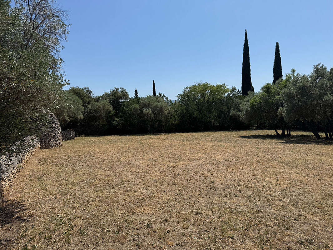 Terrain à CABRIERES-D&#039;AVIGNON