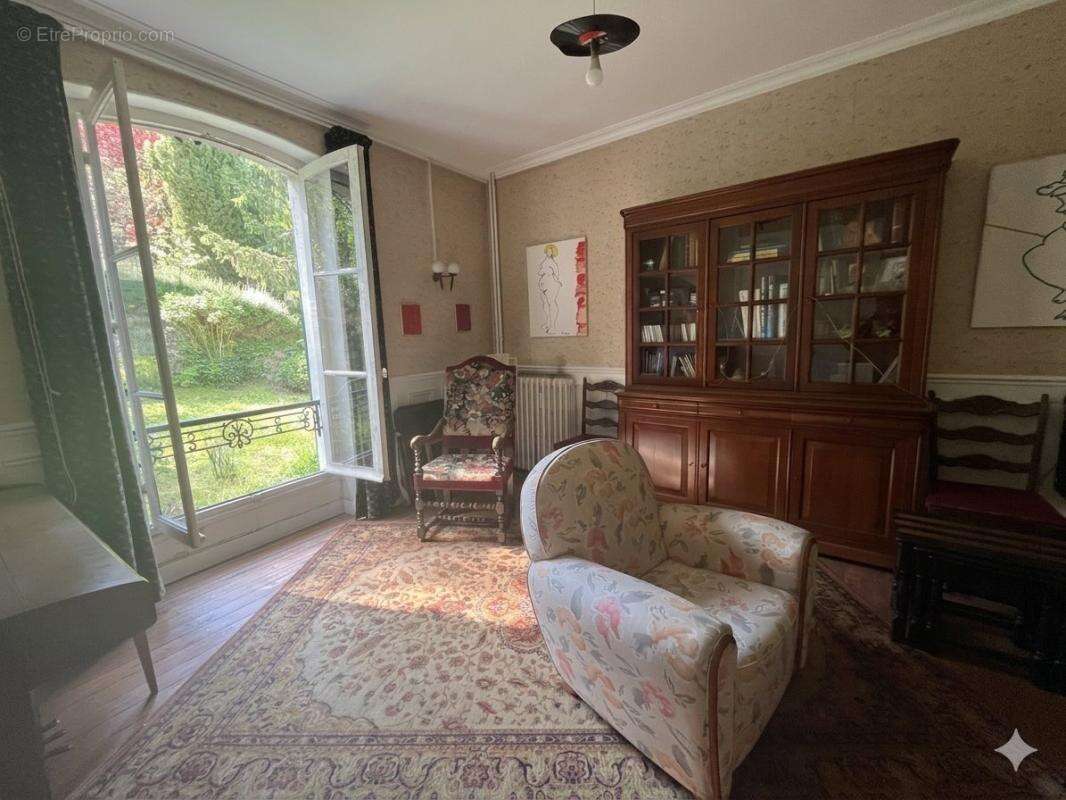 Maison à SACLAS