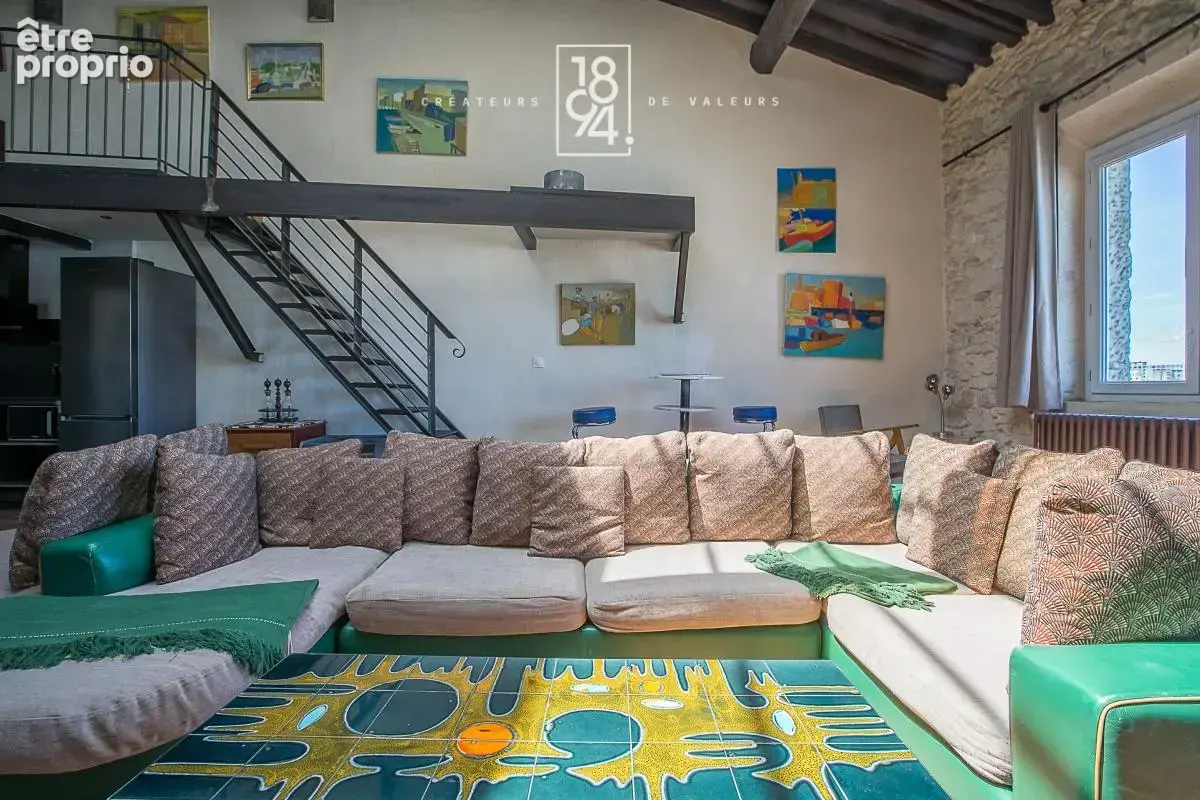 Duplex de type 3/4 entièrement rénové, d’une superficie de 130 m², situé secteur Vieux-Port avec vue mer - photo 16