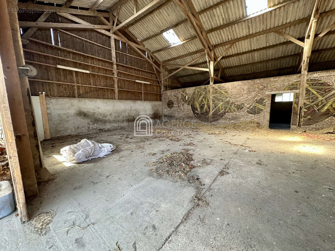 Bien atypique avec habitation et bâtiment agricole sur 2,07 hectares   PREUSEVILLE - photo 15