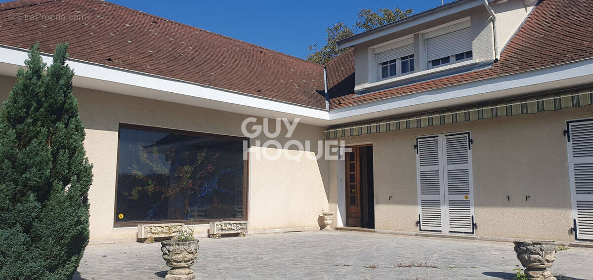 Maison à BOURG-EN-BRESSE