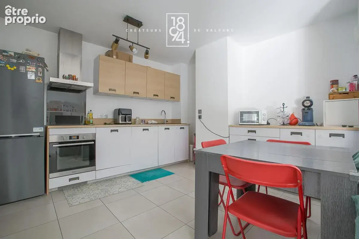 Appartement T3 de 2020 au 3 Lucs  À Vendre - photo 6