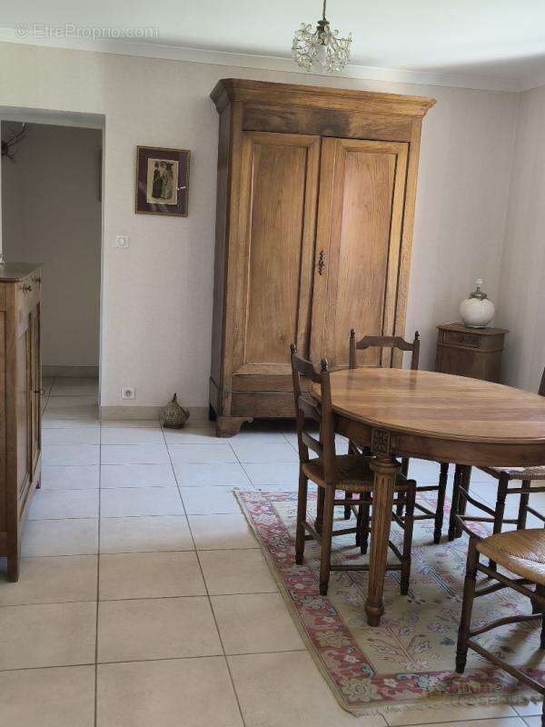 Maison à SORGUES