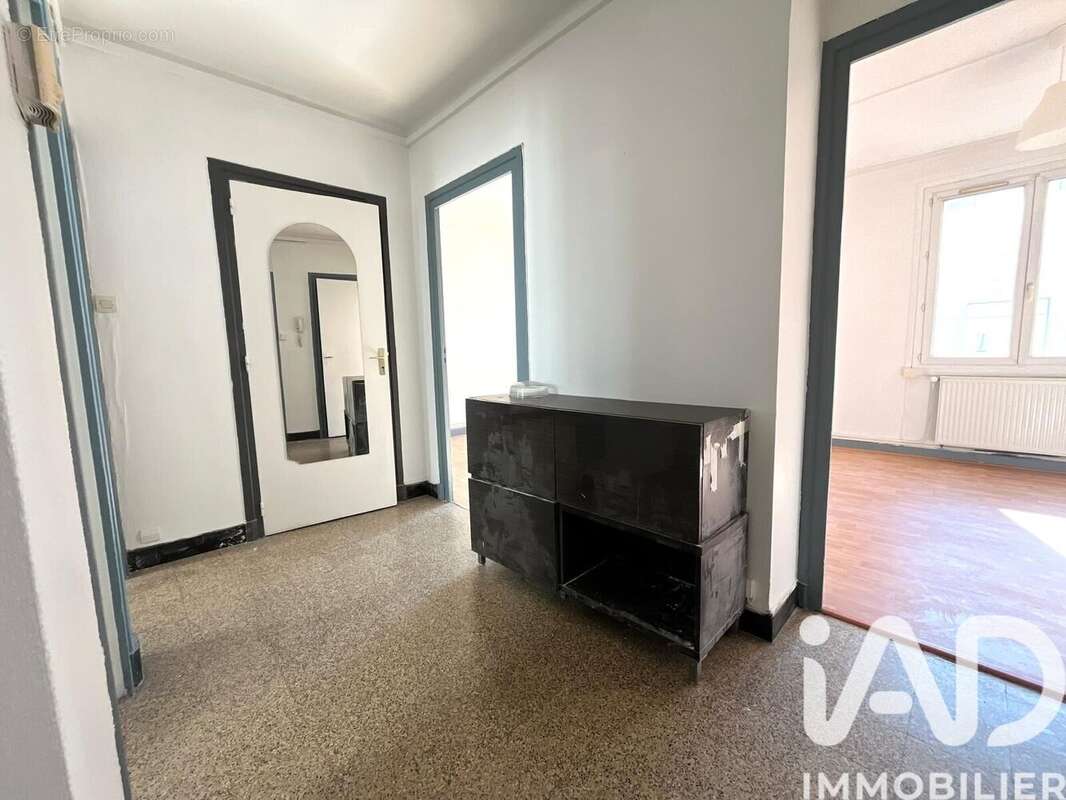 Photo 4 - Appartement à SAINT-ETIENNE