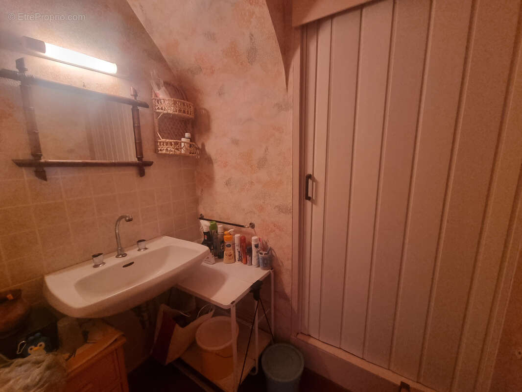 Maison à LE MELE-SUR-SARTHE