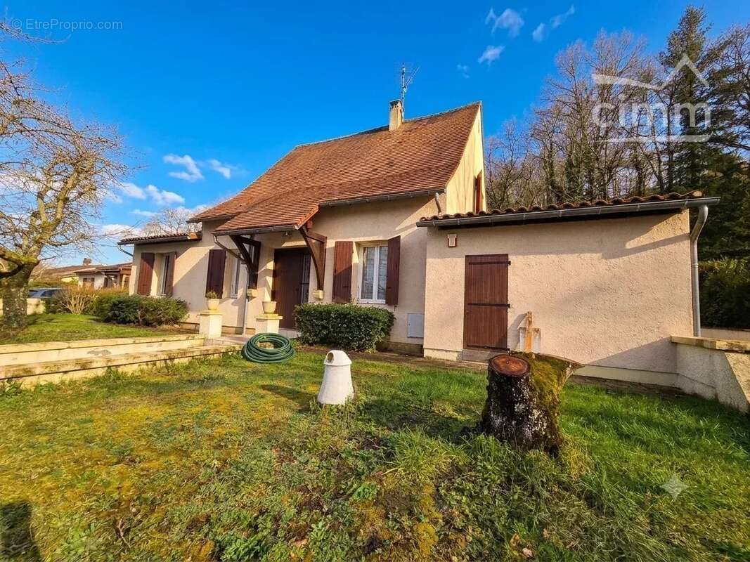 Maison à MONTIGNAC