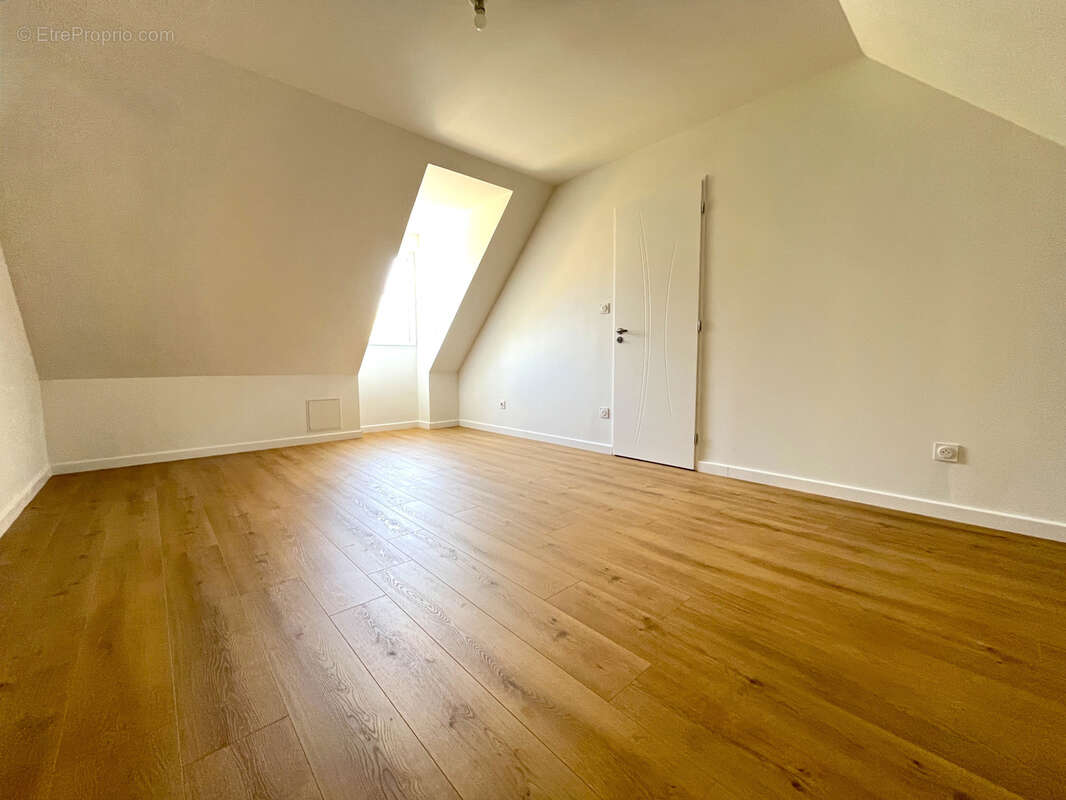 Rosnay - dpe b - 150m2 - 4 chambres - garage - parcelle 1000m2 - photo 6