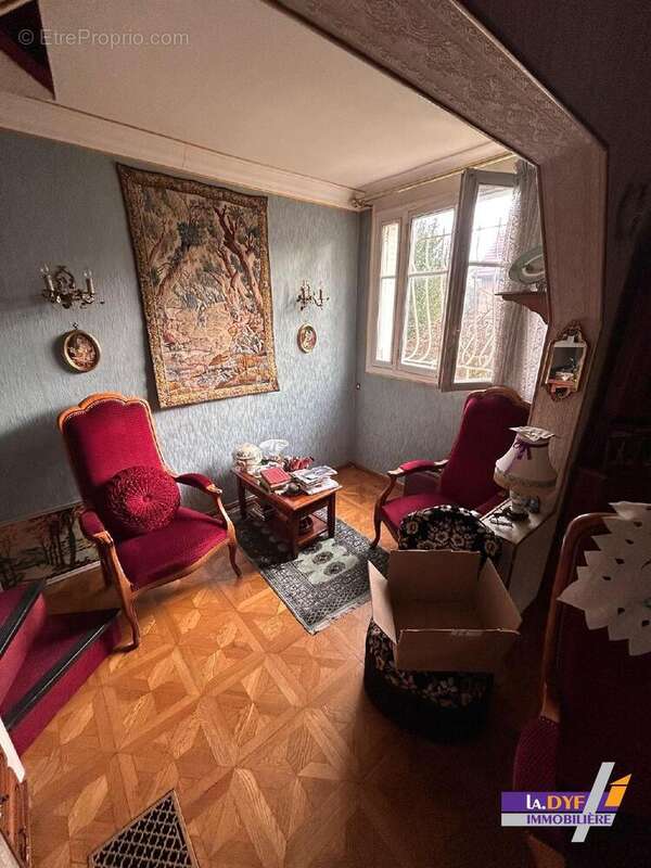 Maison à VAUJOURS
