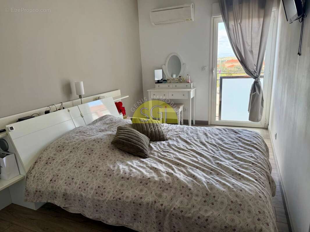 Appartement à VILLELONGUE-DELS-MONTS