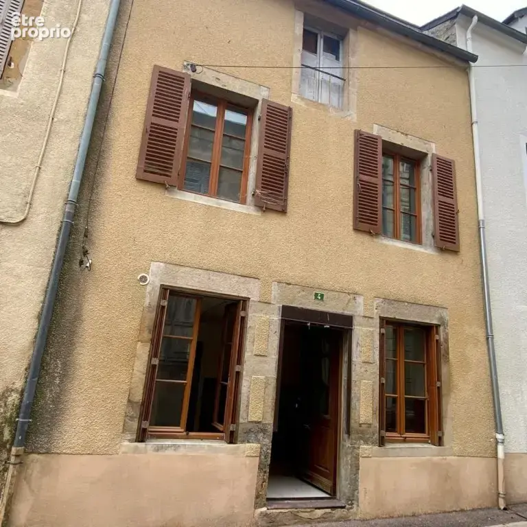 Maison à SAINT-SAULGE