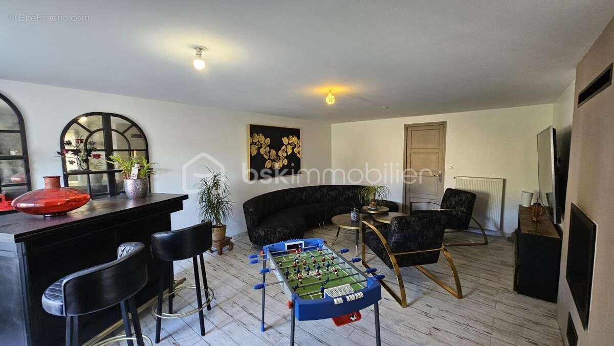 Maison à BAINS-SUR-OUST