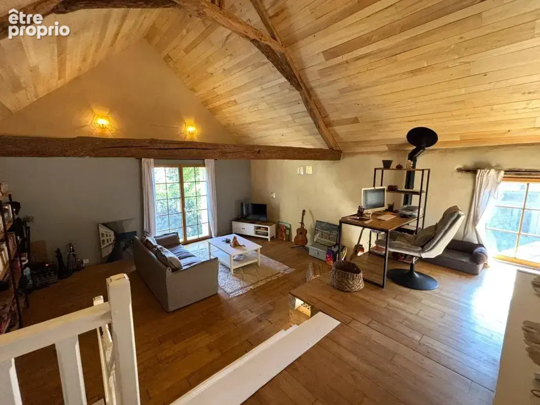 Propriété en pierre rénovée avec maison, 3 gîtes, bassin de détente et fort potentiel locatif – Périgord Noir - photo 2