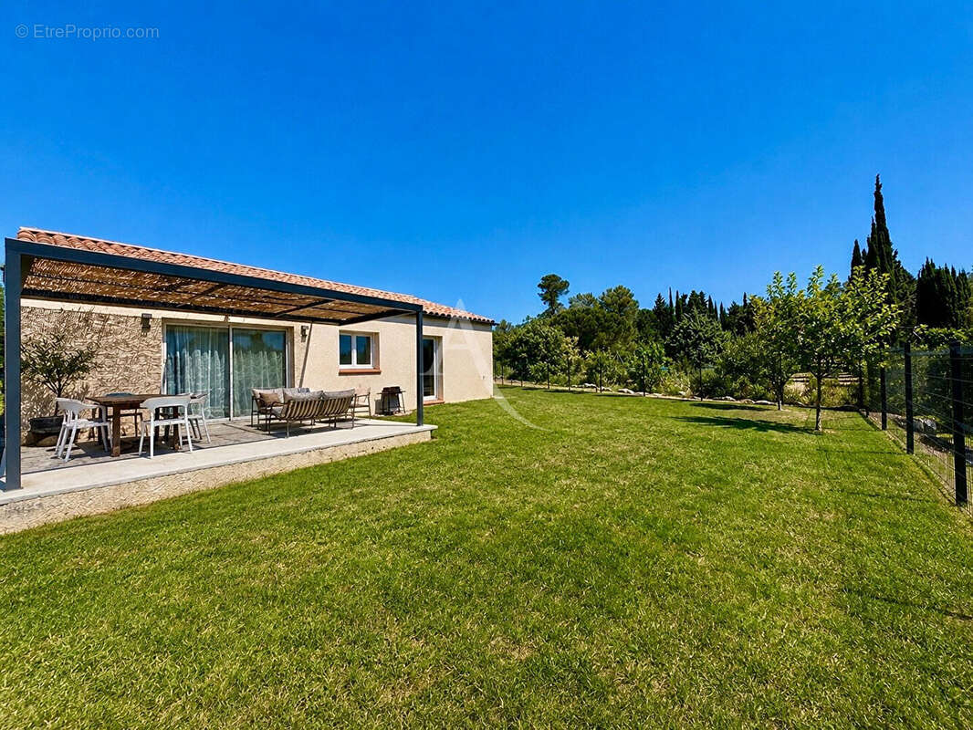 Proche CARCASSONNE, Villa contemporaine de 2024 avec jardin - photo 2