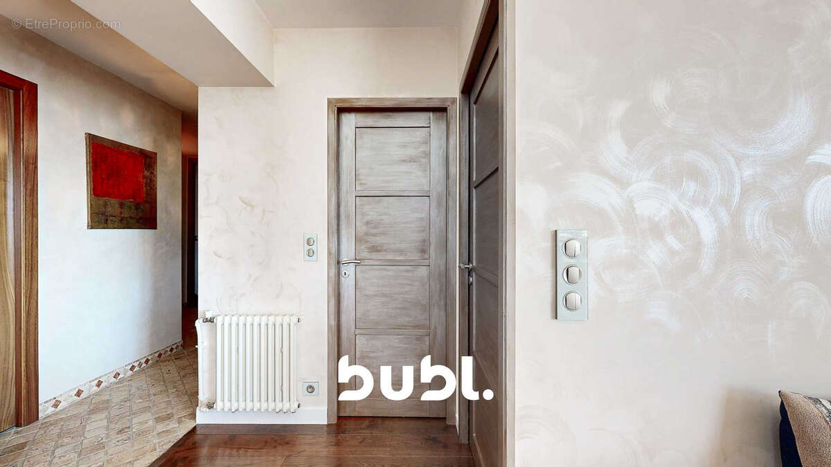 Appartement à RUEIL-MALMAISON