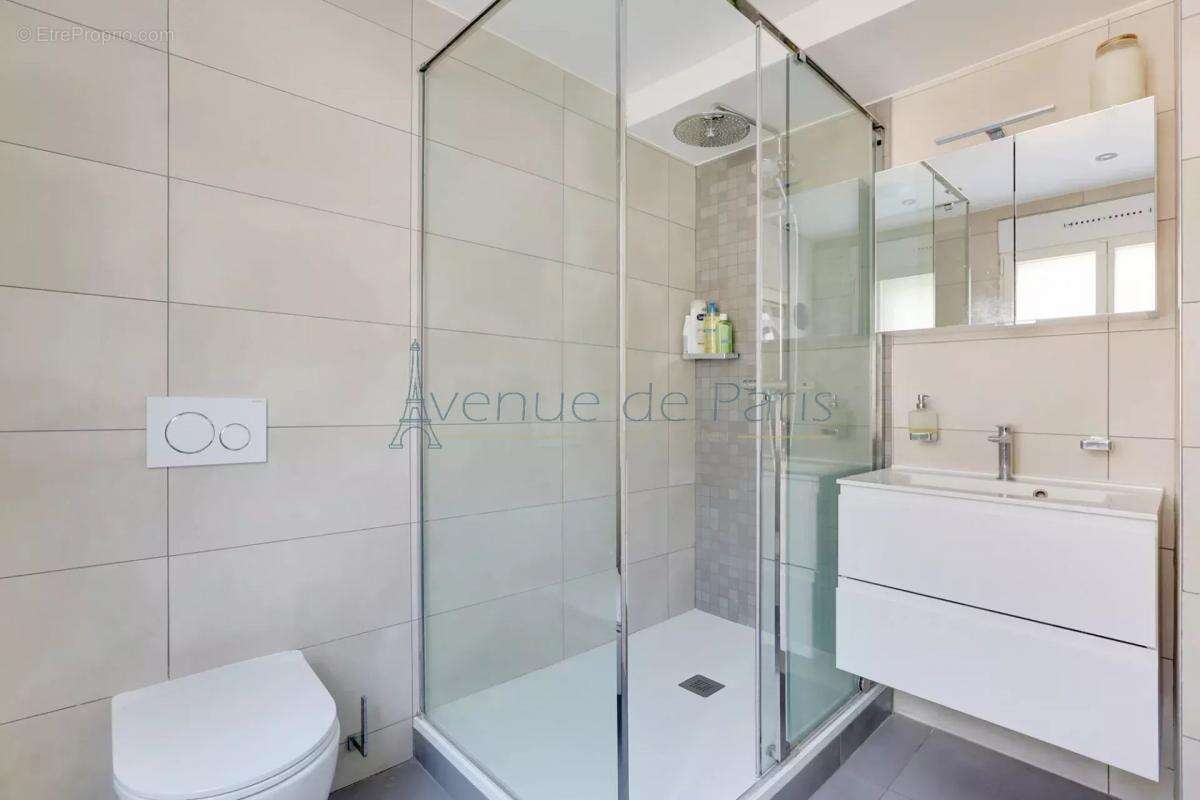 Appartement à SURESNES