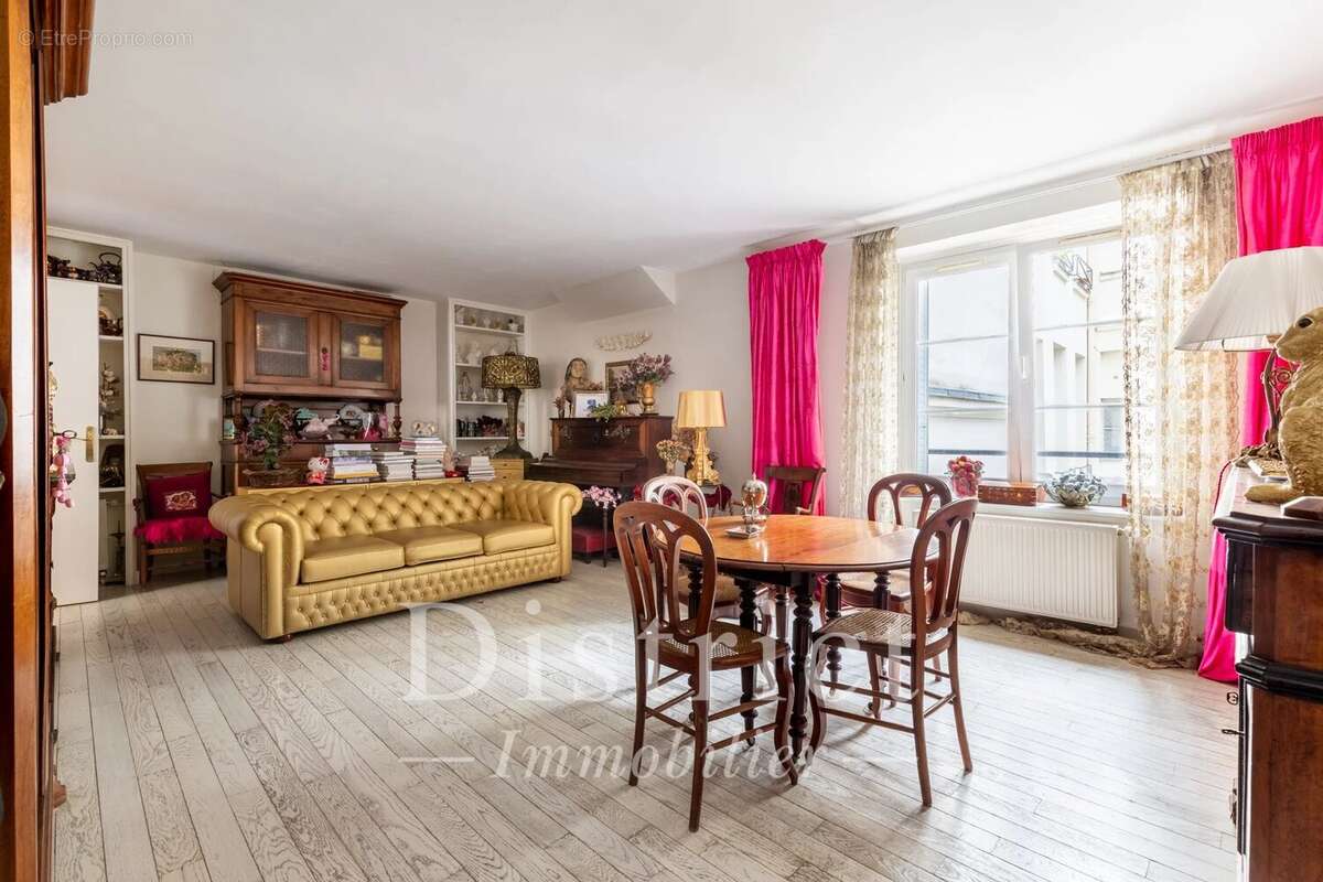 Appartement à PARIS-4E