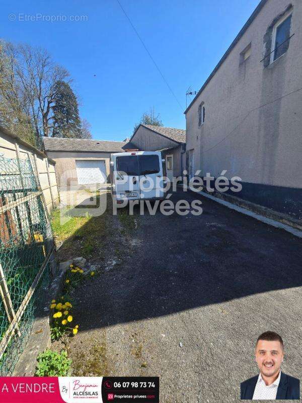 Immeuble Saint Michel 350 m2 - photo 13