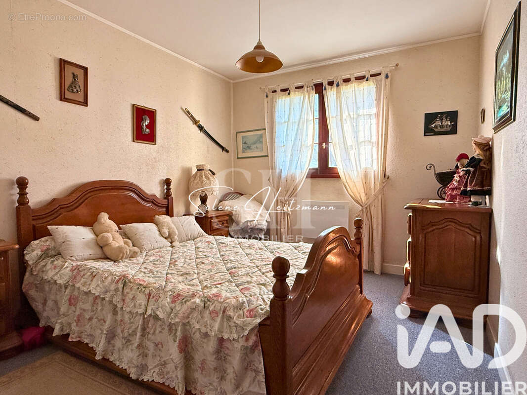 Photo 8 - Maison à VILLEBLEVIN