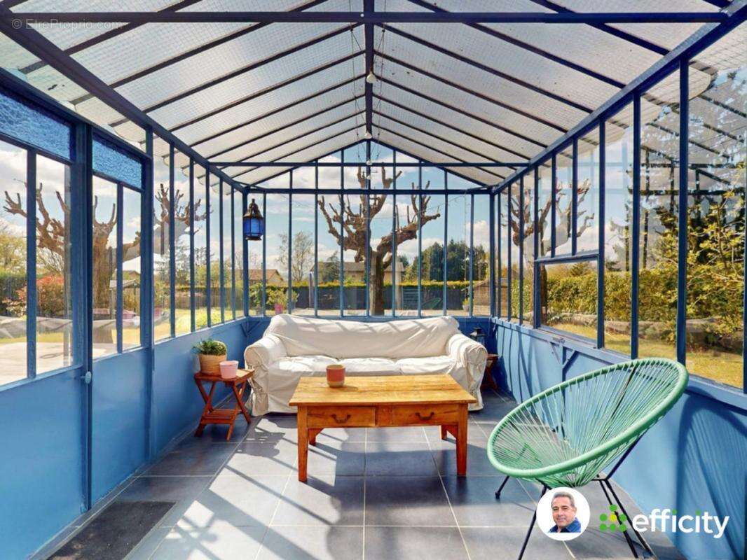 Maison à MONTMERLE-SUR-SAONE