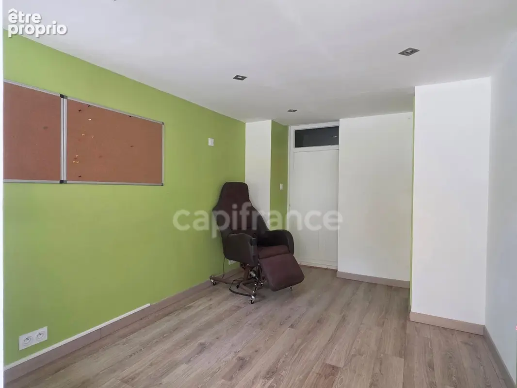 Maison à vendre de 200 m² avec piscine – Piégros-la-Clastre (26) - photo 21