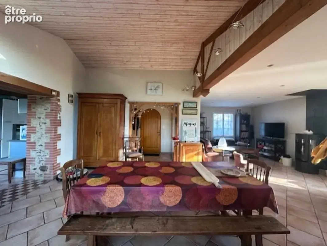 AUBIGNY-LES CLOUZEAUX, Longère 156 m², dépendance, 3569 m² terrain - photo 6