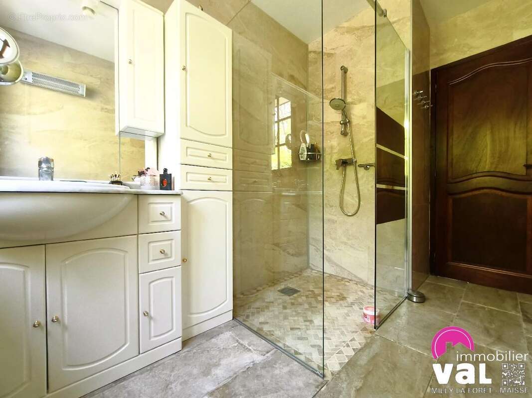 Maison à MILLY-LA-FORET