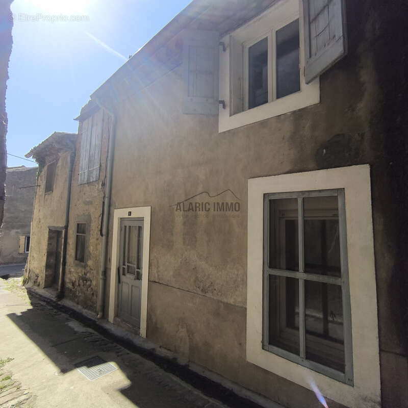 Maison à FONTCOUVERTE