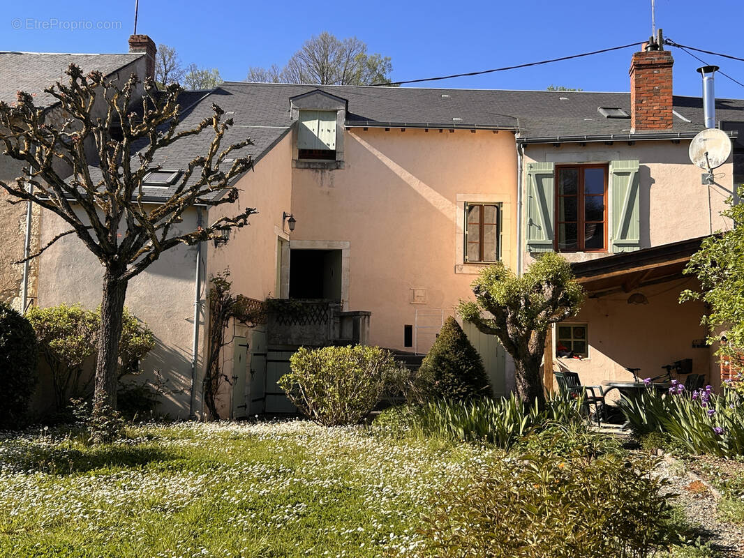 Maison à SAINT-MARCEL