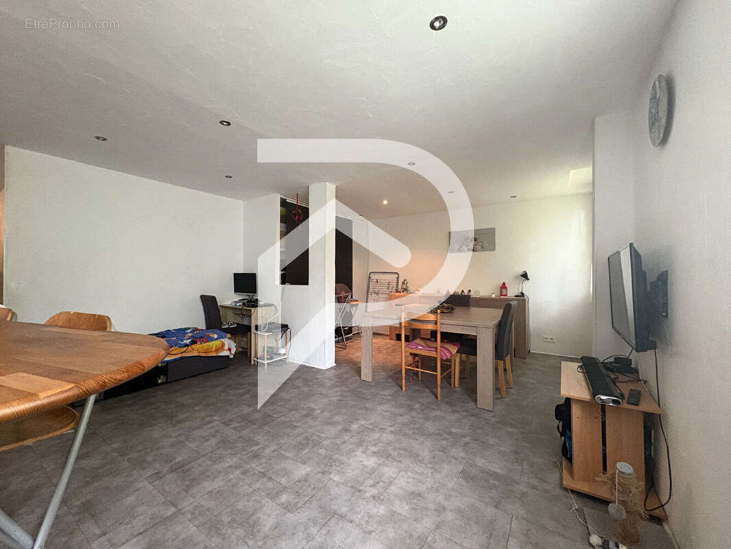 Appartement à VALENTON