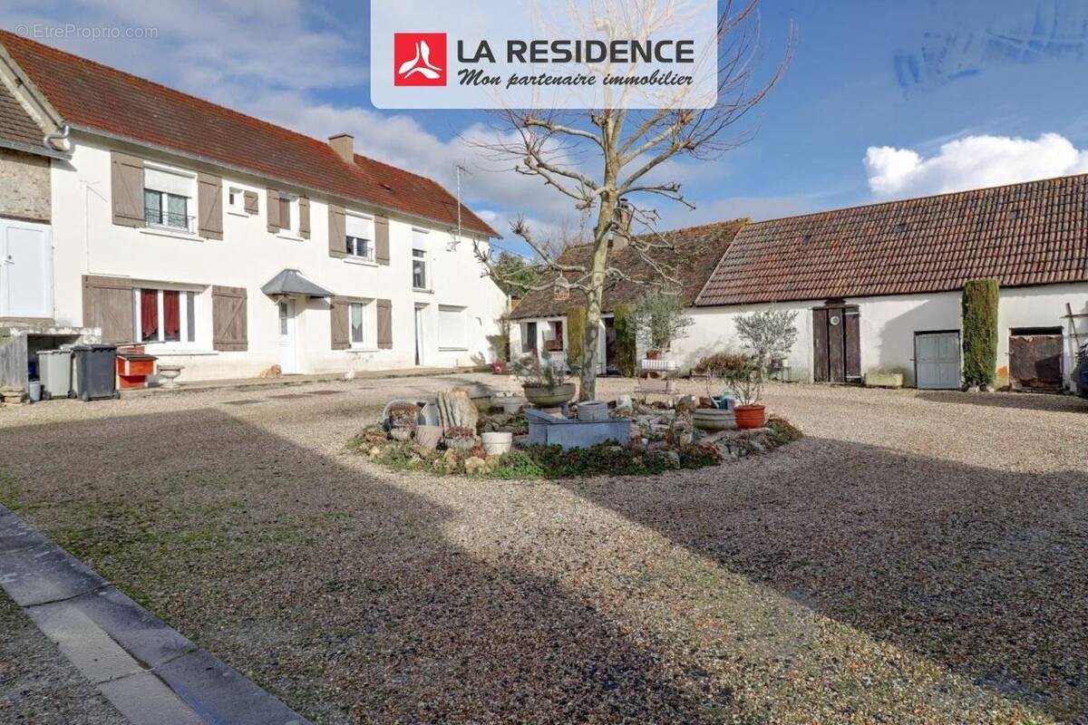 Appartement à BREVAL