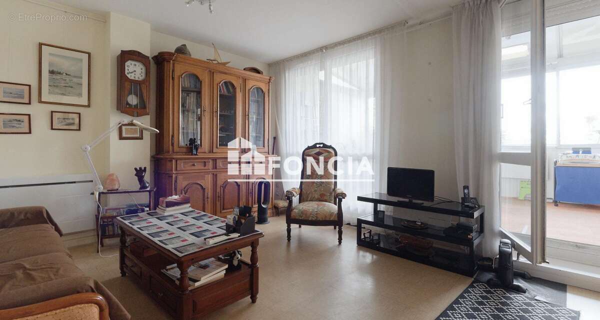 Appartement à EVRY