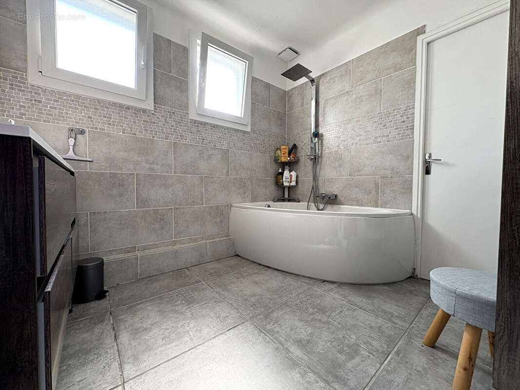 Appartement à VILLEBON-SUR-YVETTE