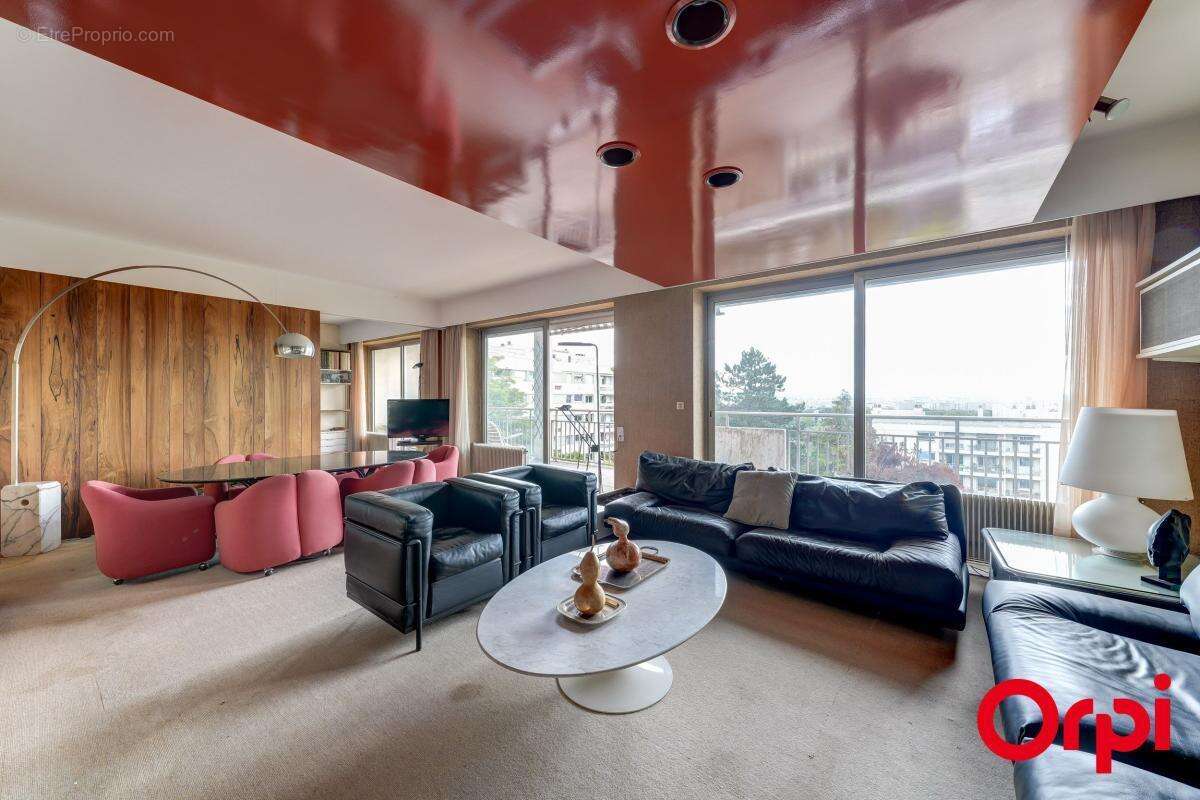 Appartement T5 de plus de 131 m2 avec garage - Chemin de Boutary - photo 2