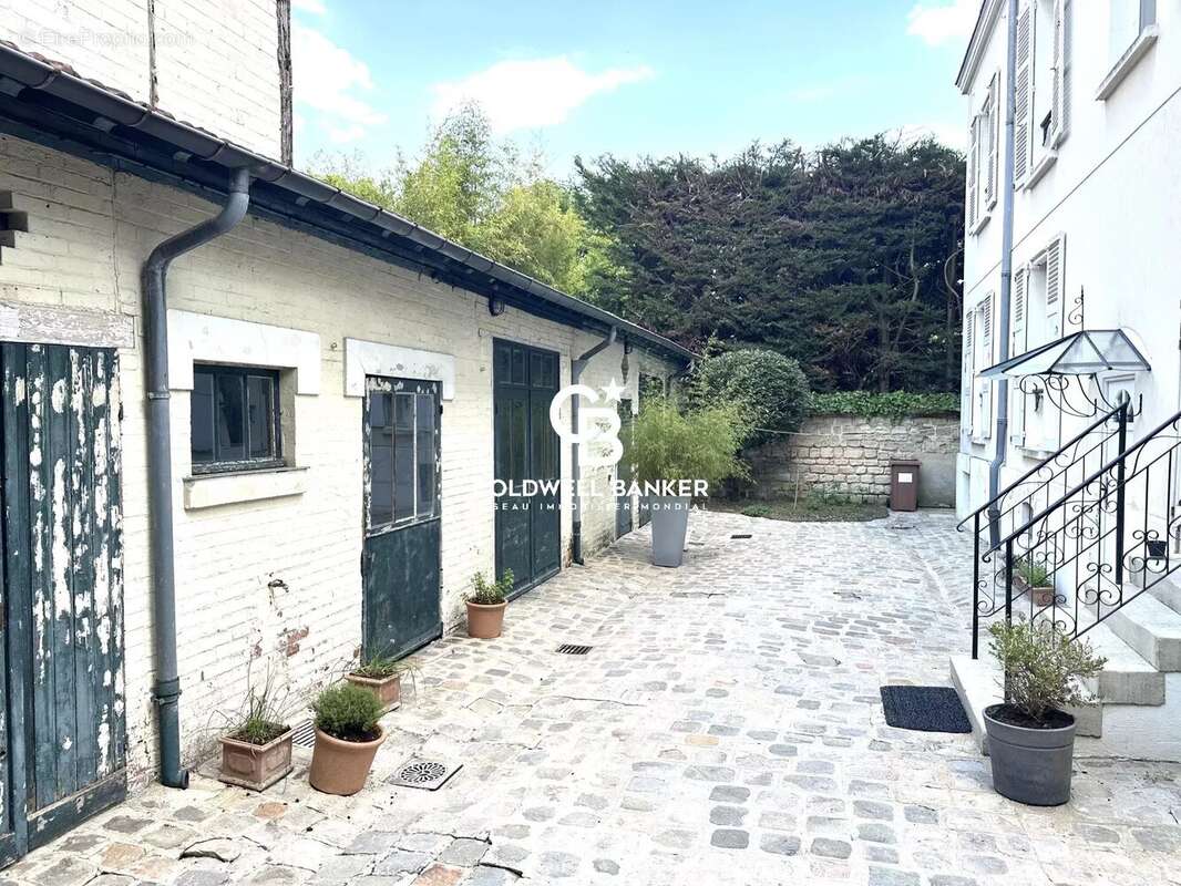 Maison à LE VESINET