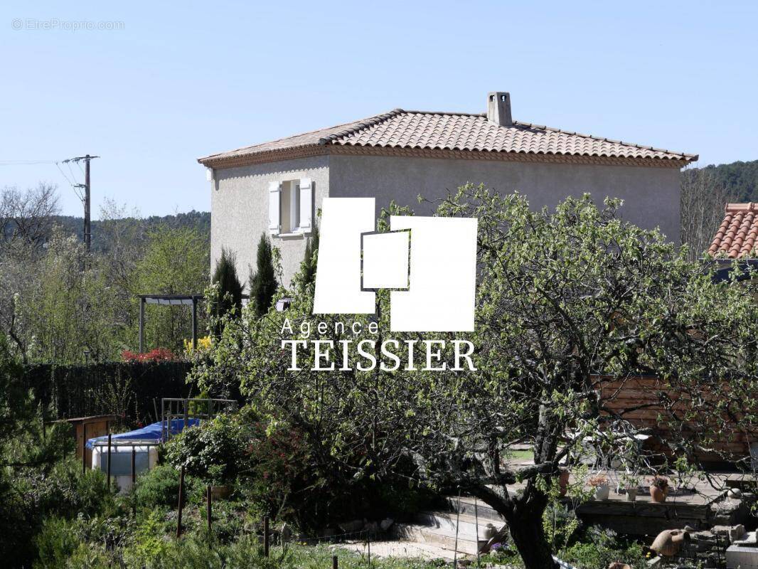 Maison à SAINT-PAUL-LE-JEUNE