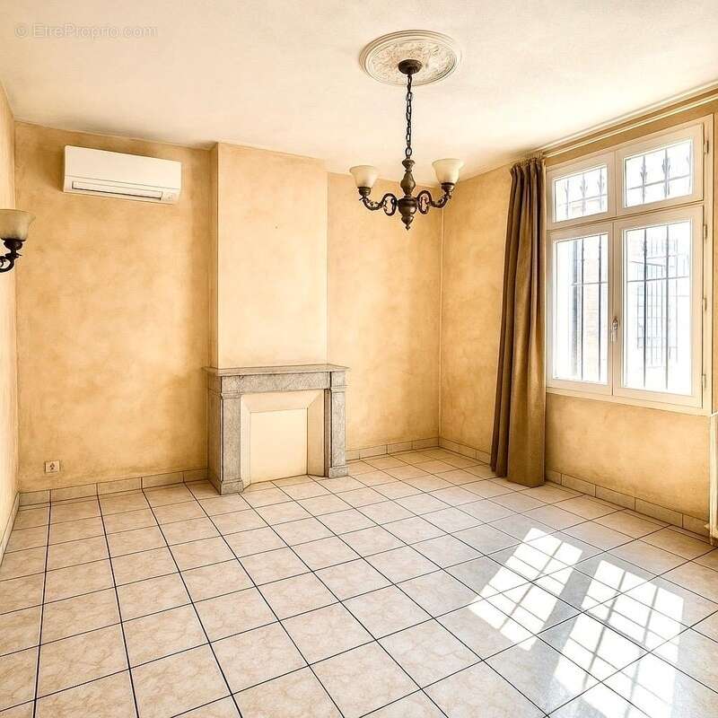 Maison à MARSEILLE-10E