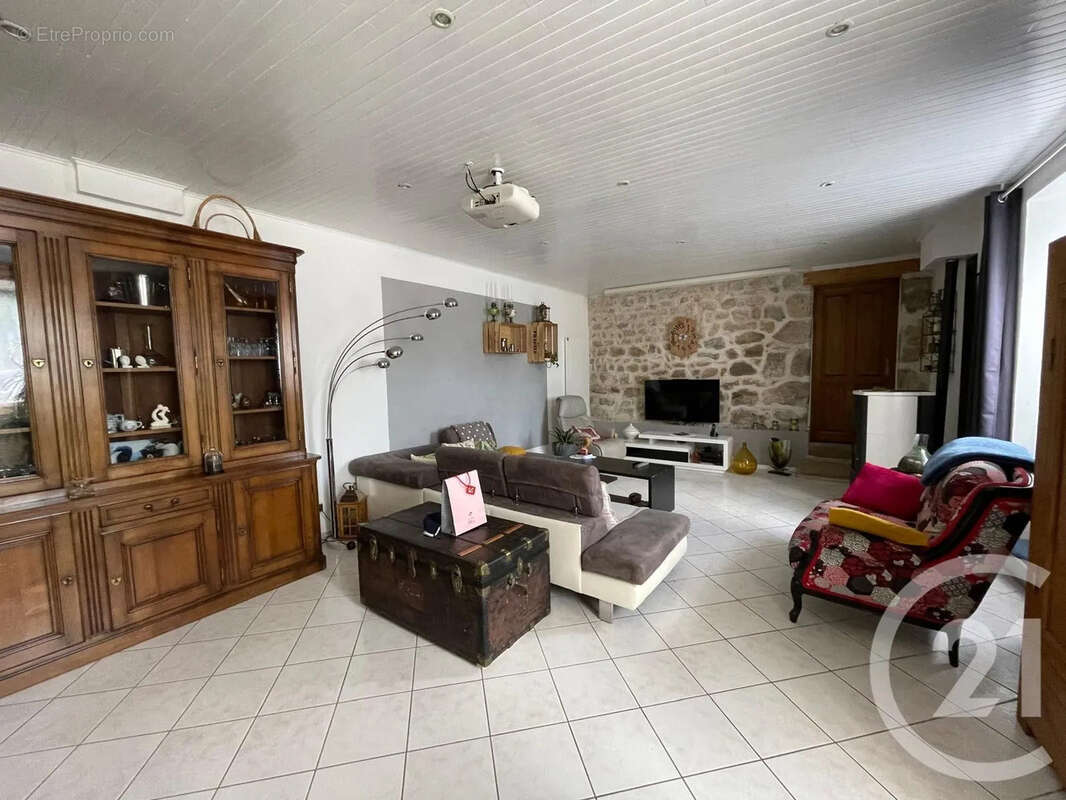 Maison à SARRAS
