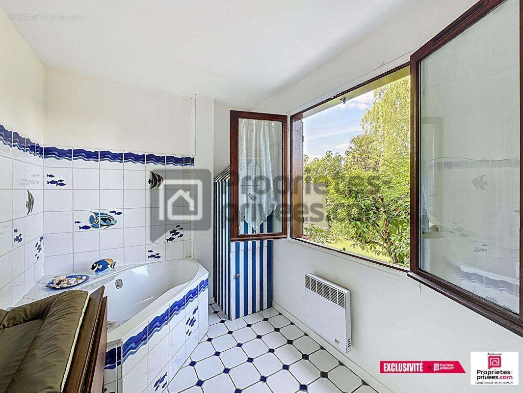 Maison à OZOIR-LA-FERRIERE