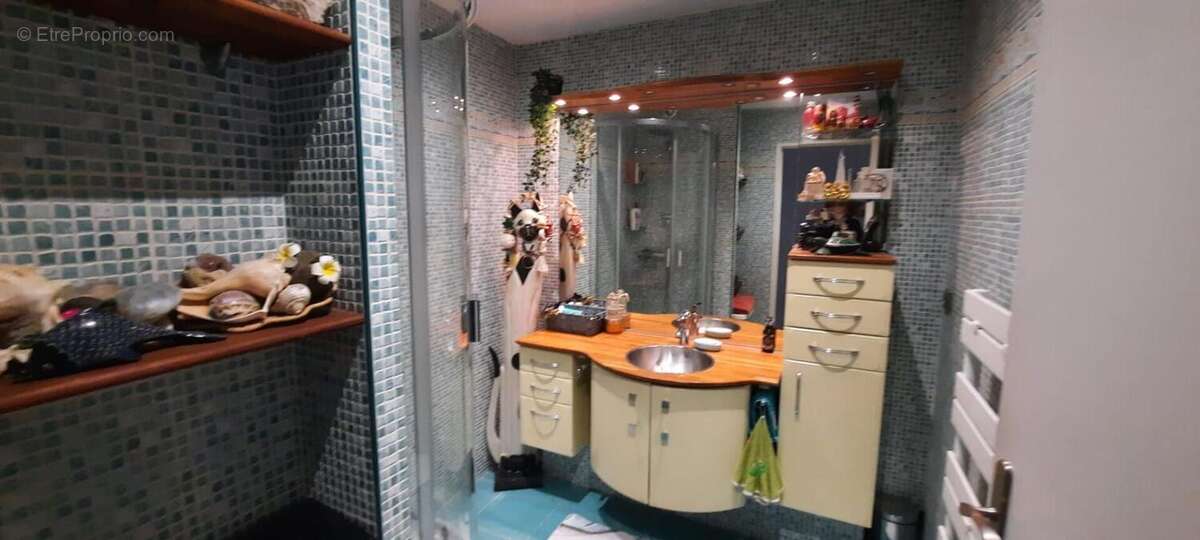 Appartement à MARSEILLE-9E