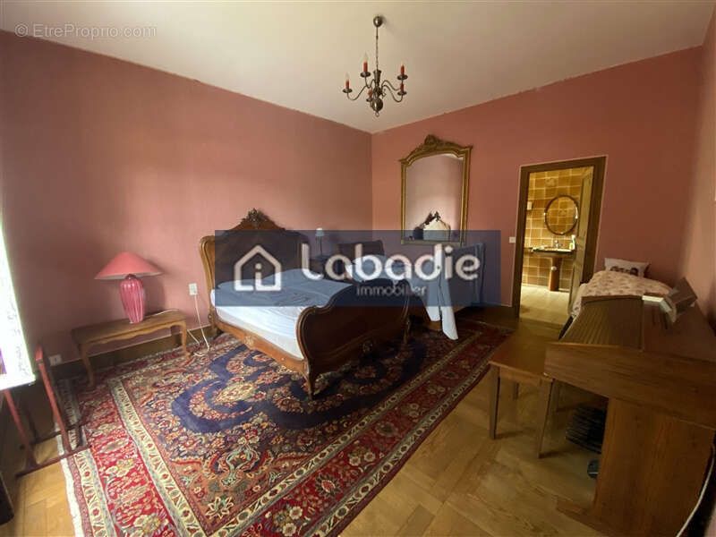 Maison de 7 pieces a 5 mn de vire-normandie - photo 3