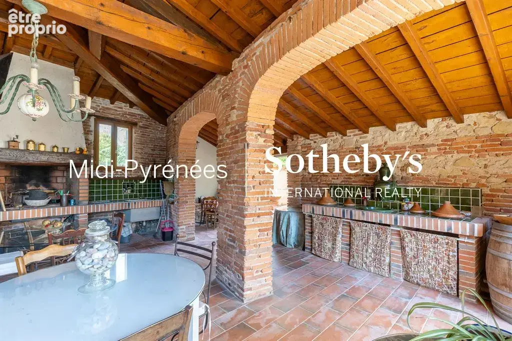 Exclusivité : Vaste magnifique maison de Maître du XIX° - photo 16