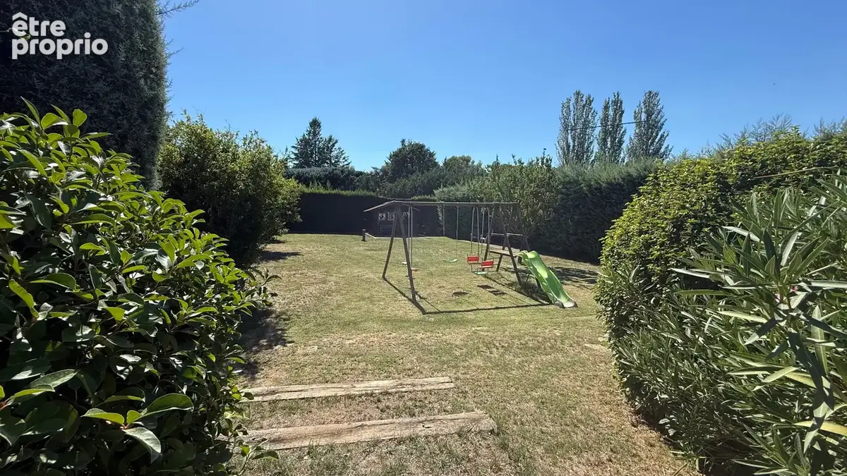 Propriété à vendre entre Peynier et Trets sur plus d'un hectare, maison principale environ 225 m2 - photo 17
