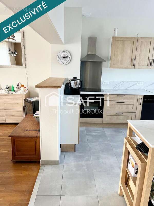 Photo 6 - Maison à GENELARD