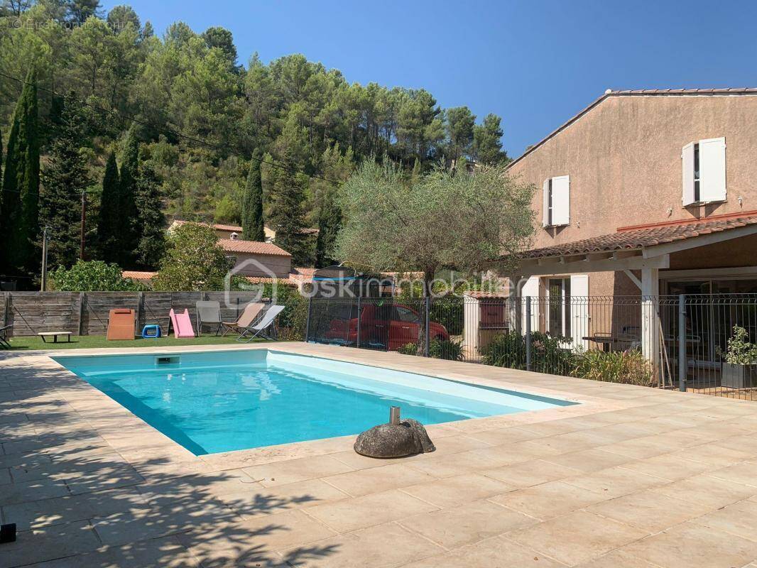 Maison à SOLLIES-TOUCAS