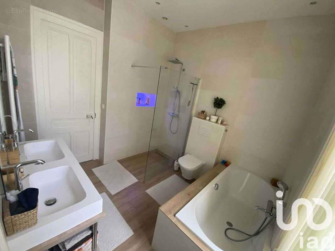 Photo 9 - Maison à SAINT-CHAMOND