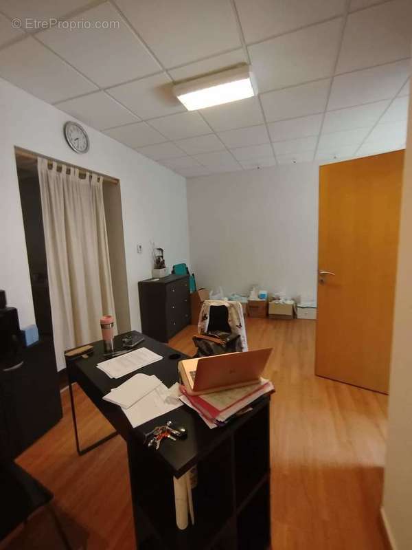 Local commercial - photo 3