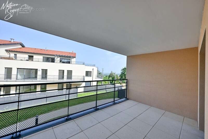 Appartement à VAUGNERAY