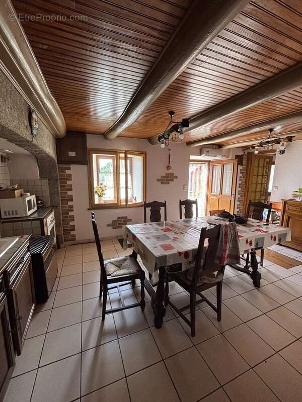 Saugues, charmante maison en pierres. - photo 2